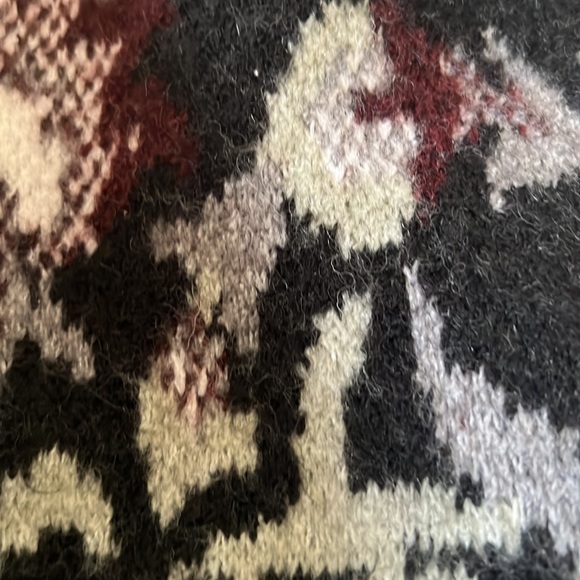 HOST PICK 🌟NEW Zara Jacquard Floral Knit Coat - Picture 10 of 11